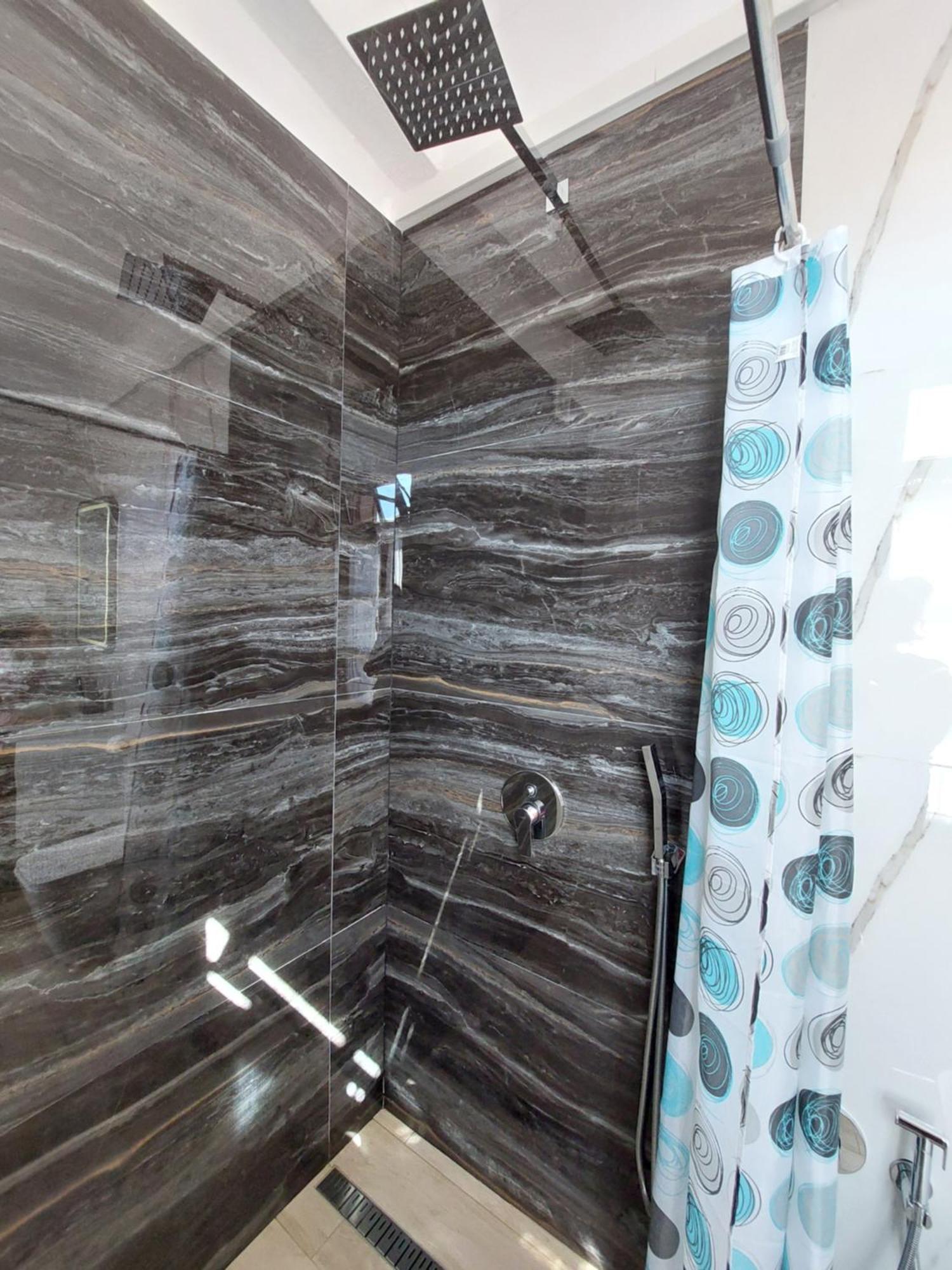 Godard Apartments Vlore Ngoại thất bức ảnh