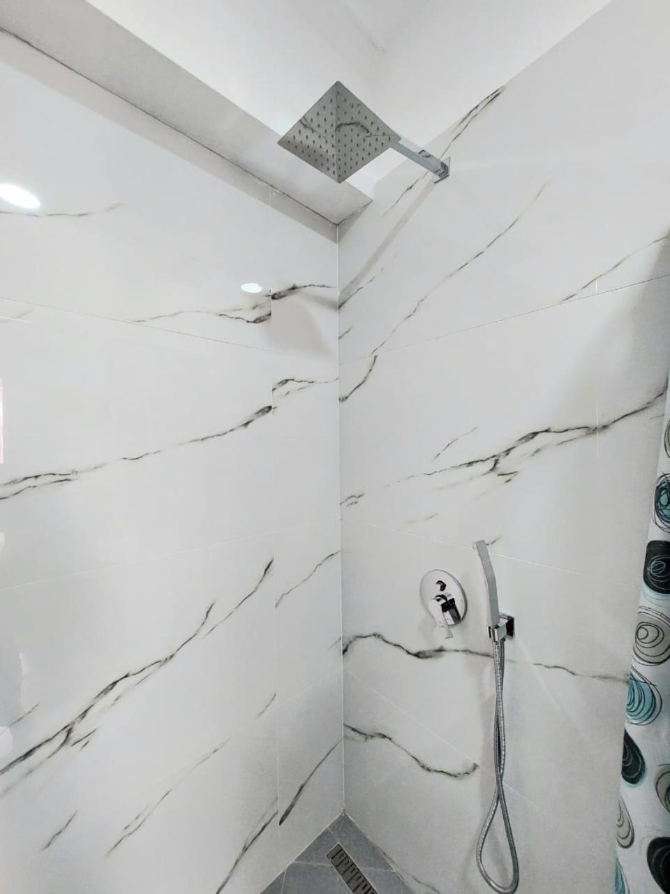 Godard Apartments Vlore Ngoại thất bức ảnh