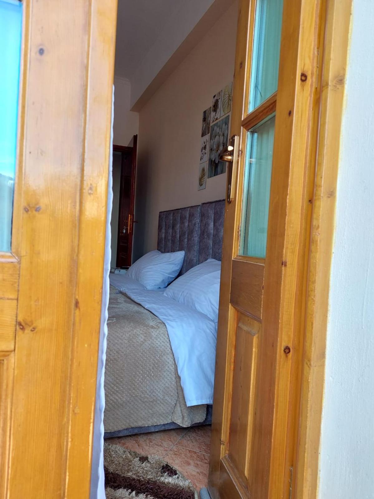Godard Apartments Vlore Ngoại thất bức ảnh